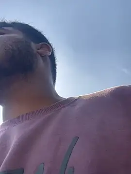 jakaksiaj online show from April 2026 07:50:02 AM