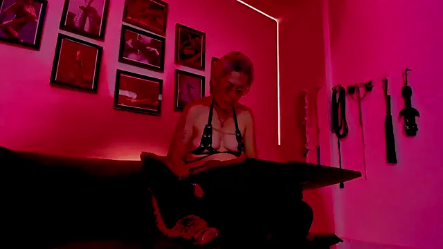 MistressNyx cg online show from November 2025 03:12:02 PM