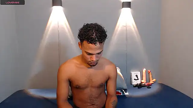 Snapshot of mateonick40 chatting on March 2026 05:13:01 AM mateonick40 online show from March 2026 05:13:01 AM