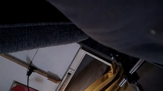 Snapshot of drieghe chatting on April 2026 05:46:02 AM drieghe online show from April 2026 05:46:02 AM