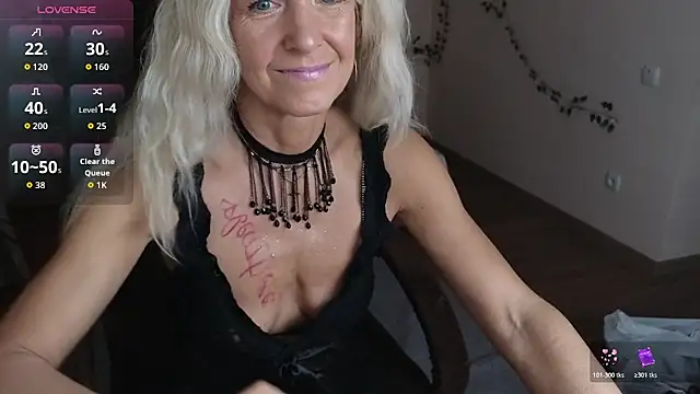 Laura Gol online show from November 2025 08:57:01 PM