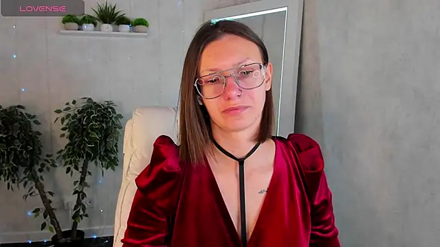 Snapshot of Elina_Gravess chatting on October 2025 12:53:01 AM Elina Gravess online show from October 2025 12:53:01 AM