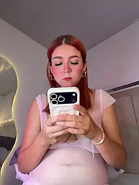 Snapshot of Mia_Juicyberry chatting on July 2026 01:23:01 AM Mia Juicyberry online show from July 2026 01:23:01 AM