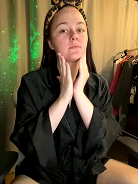 Cuty Kitty online show from November 2025 04:33:02 AM