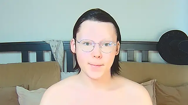 Snapshot of Derek_Carter chatting on March 2026 12:00:02 PM Derek Carter online show from March 2026 12:00:02 PM