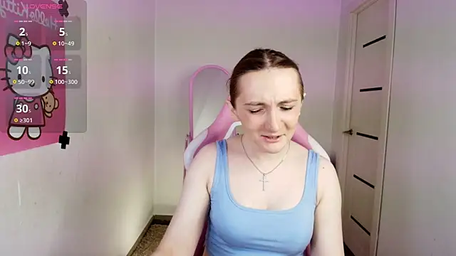 Snapshot of Vi_Luxy chatting on March 2026 02:11:02 AM Vi Luxy online show from March 2026 02:11:02 AM