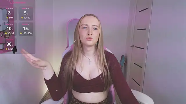 Snapshot of Vi_Luxy chatting on April 2026 01:59:02 AM Vi Luxy online show from April 2026 01:59:02 AM