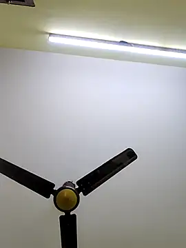 radhika2 online show from December 2025 04:00:01 PM