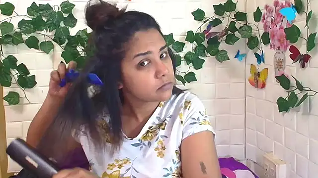 Snapshot of IndiaSexyStripper4u chatting on September 2025 05:14:02 PM IndiaSexyStripper4u online show from September 2025 05:14:02 PM