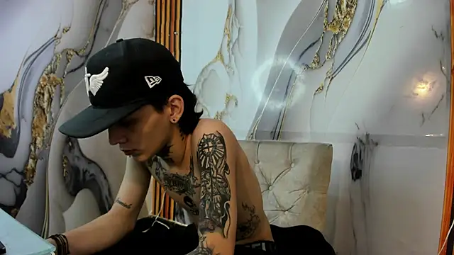 StraightBoy Nick online show from November 2025 03:16:02 AM