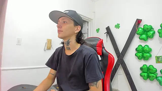 Snapshot of StraightBoy_Nick chatting on March 2026 05:02:01 AM StraightBoy Nick online show from March 2026 05:02:01 AM