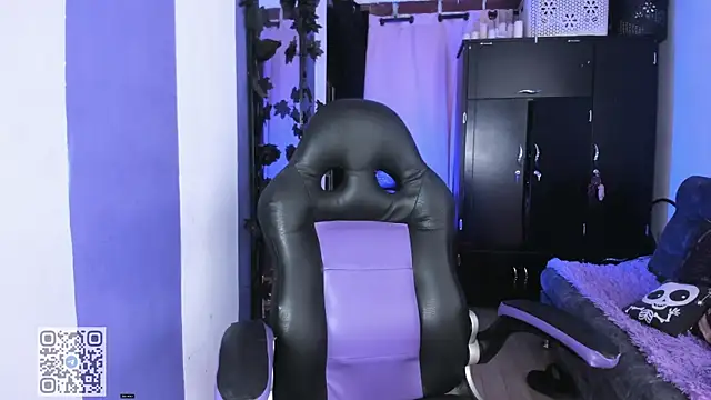 Snapshot of Katyuska_Sg1 chatting on April 2026 07:18:02 PM Katyuska Sg1 online show from April 2026 07:18:02 PM