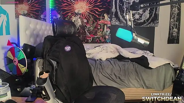 Snapshot of twunkdean chatting on October 2025 04:35:02 PM twunkdean online show from October 2025 04:35:02 PM