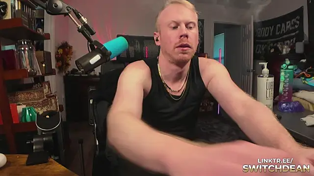 Snapshot of twunkdean chatting on December 2025 02:58:02 PM twunkdean online show from December 2025 02:58:02 PM