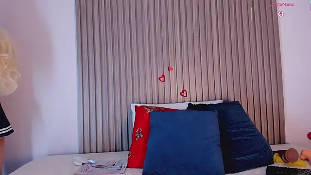 Blue Sixx online show from December 2025 08:38:01 PM