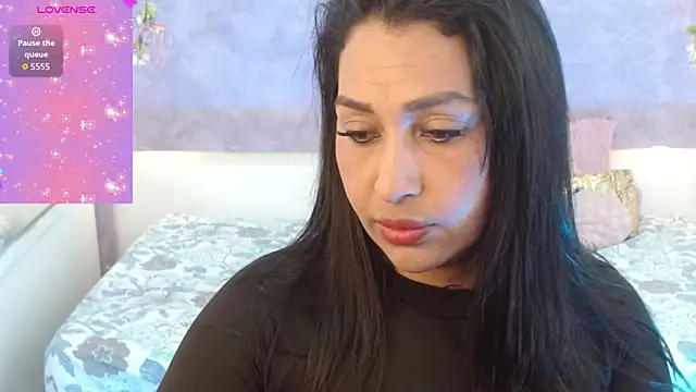 Snapshot of IvyShine7 chatting on October 2025 07:14:01 PM IvyShine7 online show from October 2025 07:14:01 PM