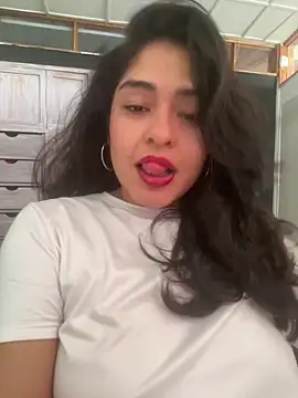 EmilyNoir1 online show from April 2026 06:49:01 PM