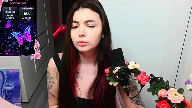 Snapshot of peachyness chatting on March 2026 01:05:02 AM peachyness online show from March 2026 01:05:02 AM