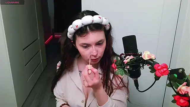 Snapshot of peachyness chatting on May 2026 06:14:02 PM peachyness online show from May 2026 06:14:02 PM