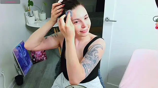 Snapshot of peachyness chatting on August 2026 09:06:01 PM peachyness online show from August 2026 09:06:01 PM