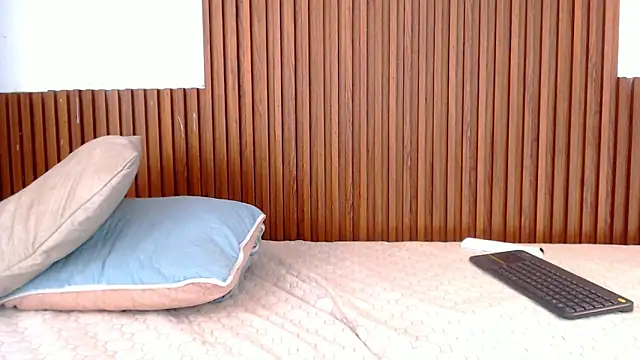 Darwin mayo online show from April 2026 01:41:01 PM