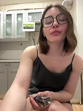 Snapshot of ZariaFlame chatting on April 2026 11:20:02 PM ZariaFlame online show from April 2026 11:20:02 PM
