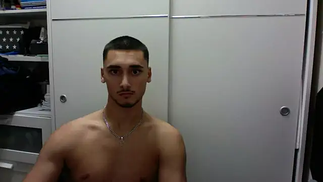 Snapshot of thebigking05 chatting on September 2025 05:37:01 PM thebigking05 online show from September 2025 05:37:01 PM