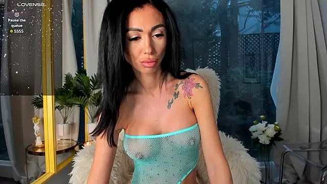 ParissHiltonX online show from February 2026 05:24:01 AM