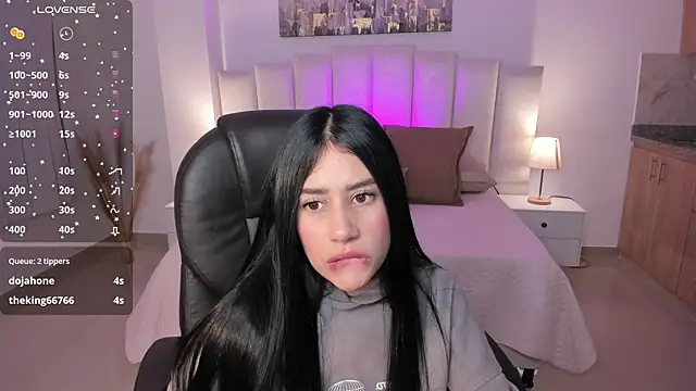 Snapshot of miranda_crawfor chatting on September 2025 12:17:02 PM miranda crawfor online show from September 2025 12:17:02 PM