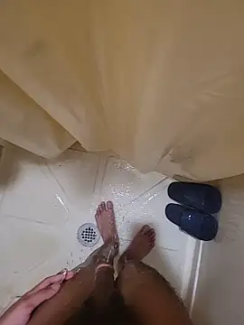 Snapshot of catluvr999 chatting on March 2026 06:58:02 PM catluvr999 online show from March 2026 06:58:02 PM