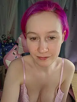 Snapshot of Fuzzy_Unicorn chatting on March 2026 07:52:01 PM Fuzzy Unicorn online show from March 2026 07:52:01 PM