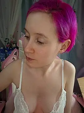 Snapshot of Fuzzy_Unicorn chatting on March 2026 07:40:01 PM Fuzzy Unicorn online show from March 2026 07:40:01 PM