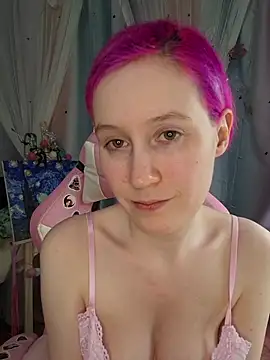 Snapshot of Fuzzy_Unicorn chatting on March 2026 07:30:01 PM Fuzzy Unicorn online show from March 2026 07:30:01 PM