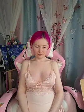 Snapshot of Fuzzy_Unicorn chatting on April 2026 08:57:02 PM Fuzzy Unicorn online show from April 2026 08:57:02 PM