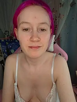 Snapshot of Fuzzy_Unicorn chatting on May 2026 08:03:02 PM Fuzzy Unicorn online show from May 2026 08:03:02 PM