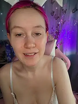 Snapshot of Fuzzy_Unicorn chatting on May 2026 10:44:01 AM Fuzzy Unicorn online show from May 2026 10:44:01 AM