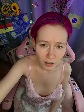 Snapshot of Fuzzy_Unicorn chatting on July 2026 11:28:02 AM Fuzzy Unicorn online show from July 2026 11:28:02 AM
