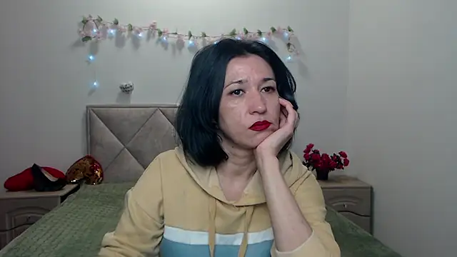 Snapshot of CameronEnns chatting on March 2026 07:13:01 AM CameronEnns online show from March 2026 07:13:01 AM