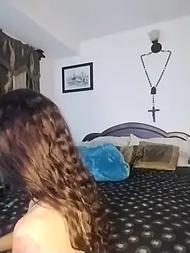 yenami online show from September 2025 04:25:02 AM