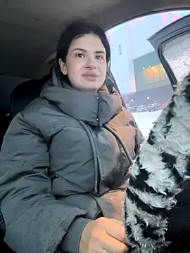 Snapshot of MiraReach chatting on November 2025 01:50:01 AM MiraReach online show from November 2025 01:50:01 AM