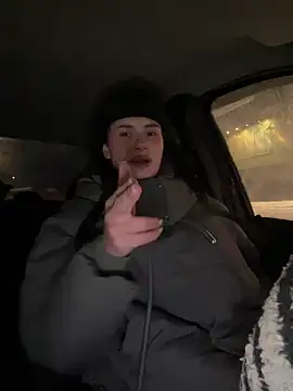 Snapshot of MiraReach chatting on November 2025 01:14:02 AM MiraReach online show from November 2025 01:14:02 AM