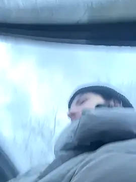 Snapshot of MiraReach chatting on November 2025 02:21:01 AM MiraReach online show from November 2025 02:21:01 AM