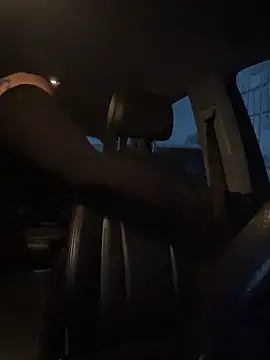 Snapshot of MiraReach chatting on December 2025 02:10:02 AM MiraReach online show from December 2025 02:10:02 AM