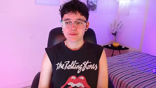 Snapshot of jeroharper chatting on September 2025 02:39:02 PM jeroharper online show from September 2025 02:39:02 PM