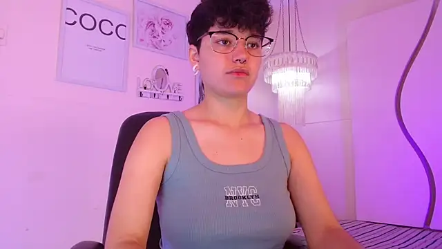 Snapshot of jeroharper chatting on September 2025 02:53:02 PM jeroharper online show from September 2025 02:53:02 PM