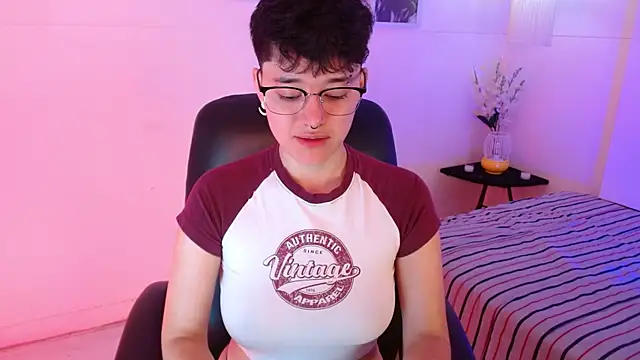 Snapshot of jeroharper chatting on September 2025 02:44:01 PM jeroharper online show from September 2025 02:44:01 PM