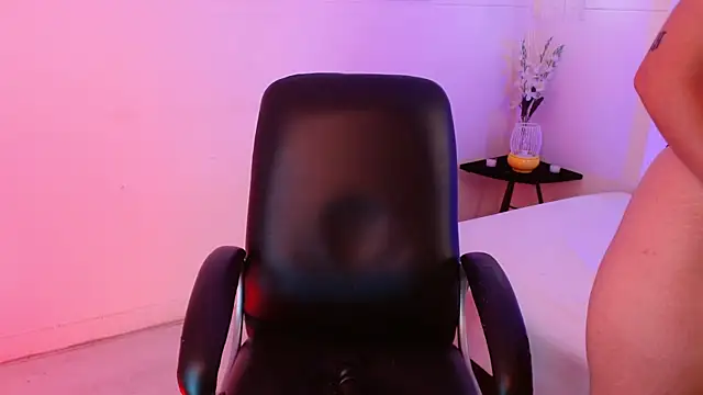 Snapshot of jeroharper chatting on October 2025 04:39:01 PM jeroharper online show from October 2025 04:39:01 PM