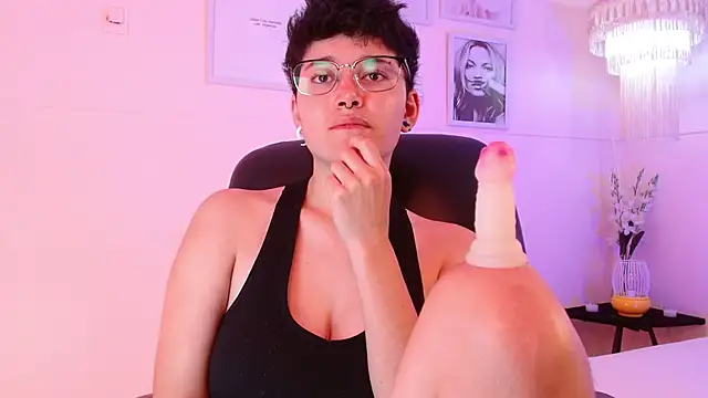 Snapshot of jeroharper chatting on October 2025 12:22:02 AM jeroharper online show from October 2025 12:22:02 AM