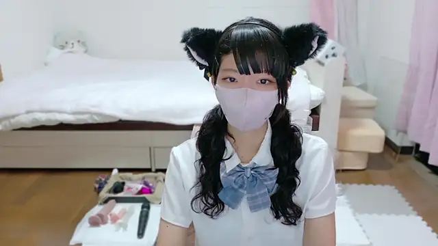 Snapshot of clara_6x9 chatting on October 2025 03:21:01 PM clara 6x9 online show from October 2025 03:21:01 PM