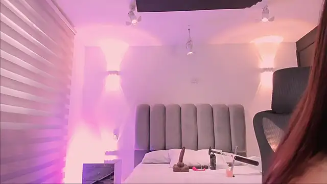 AlliceLover online show from November 2025 11:54:01 AM